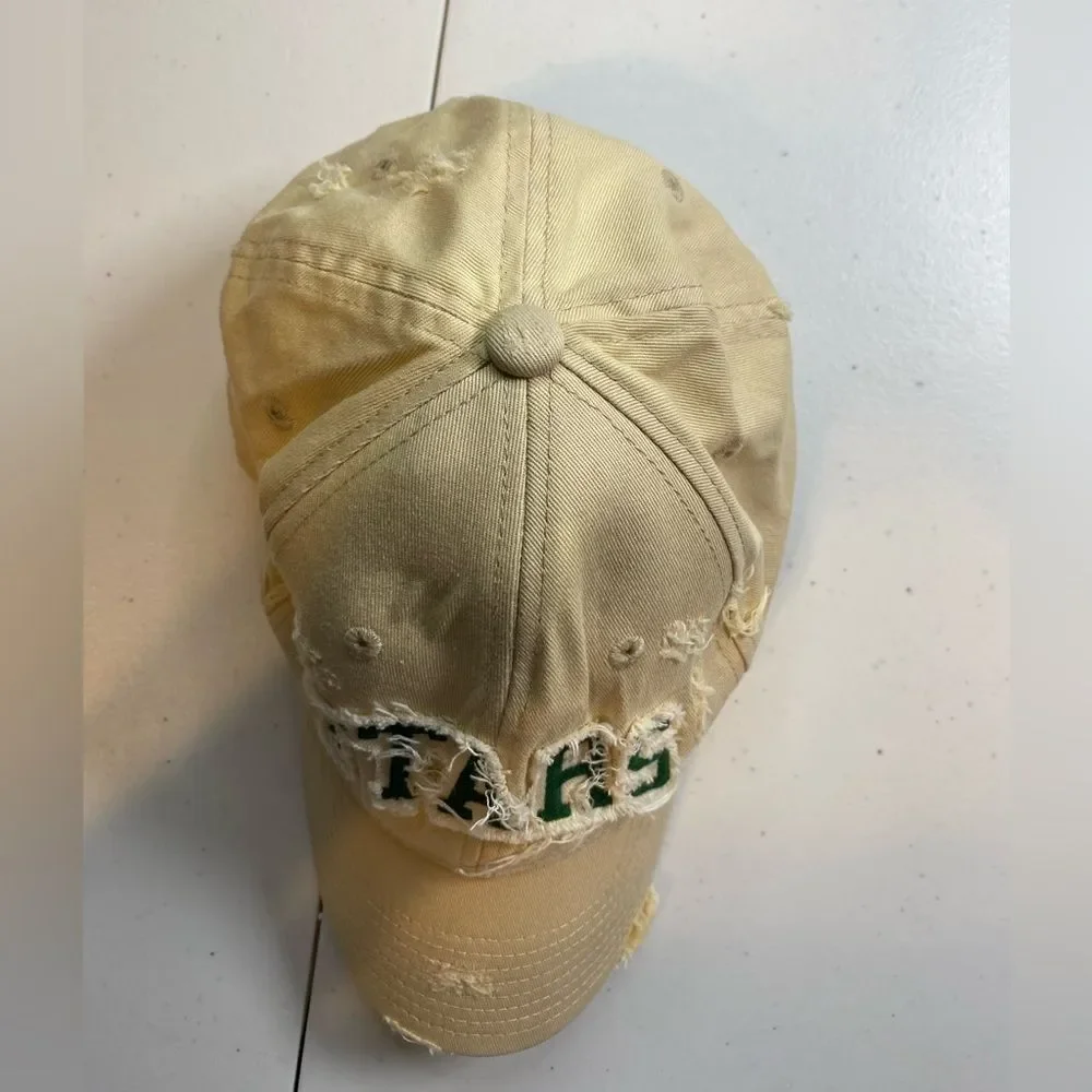 EUC Top Of The World Cream Dallas Stars Distressed Baseball Cap NHL